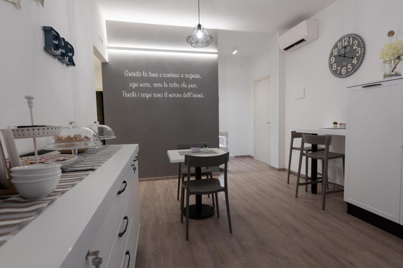 Dimora Dei Sogni Acomodação com café da manhã Civitanova Marche Exterior foto